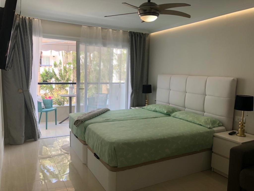 First Line Seaview Apartment Costa Adeje  Exteriér fotografie